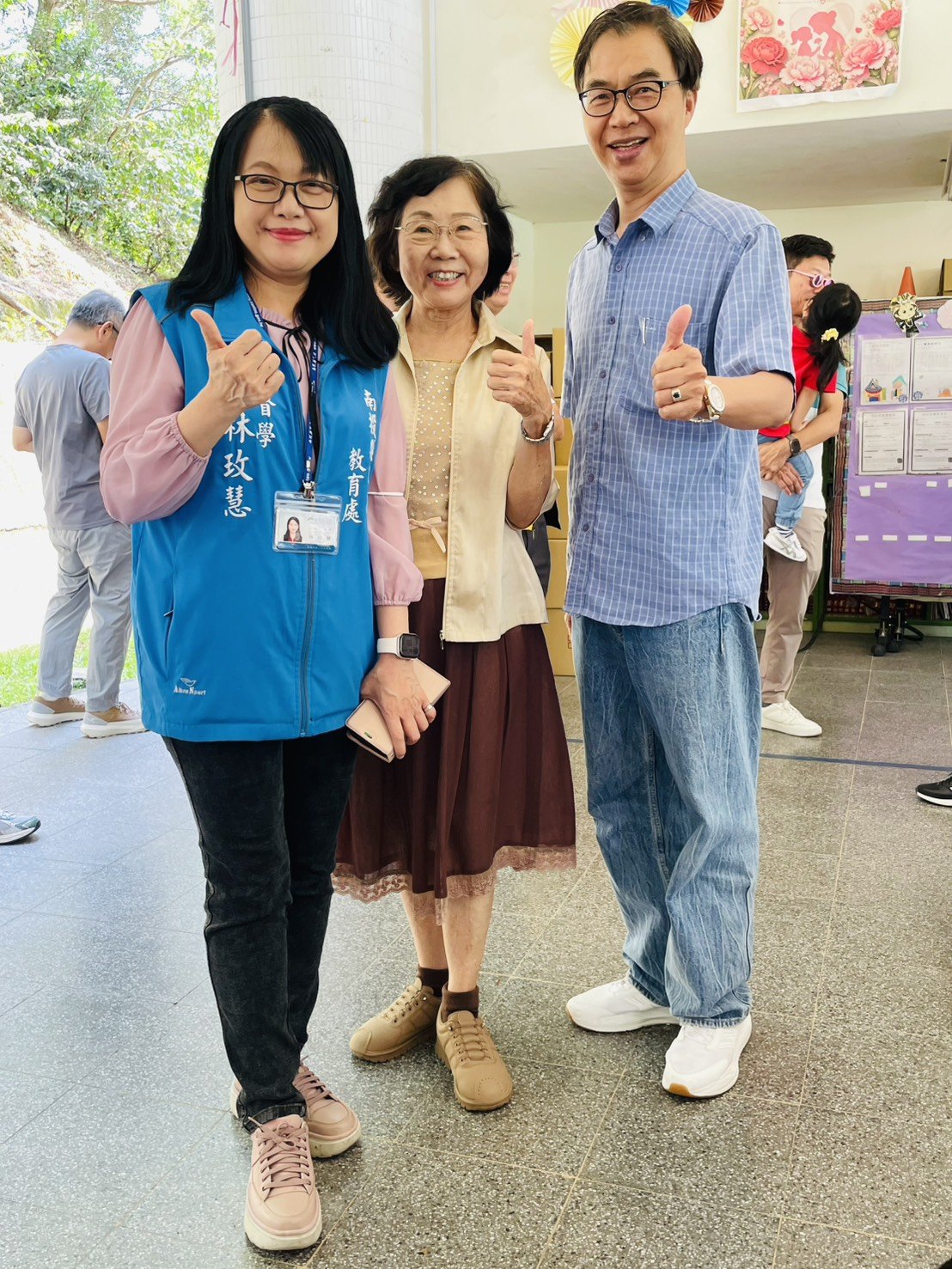 合影留念｜與代表南投縣政府出席的兩位貴賓合照